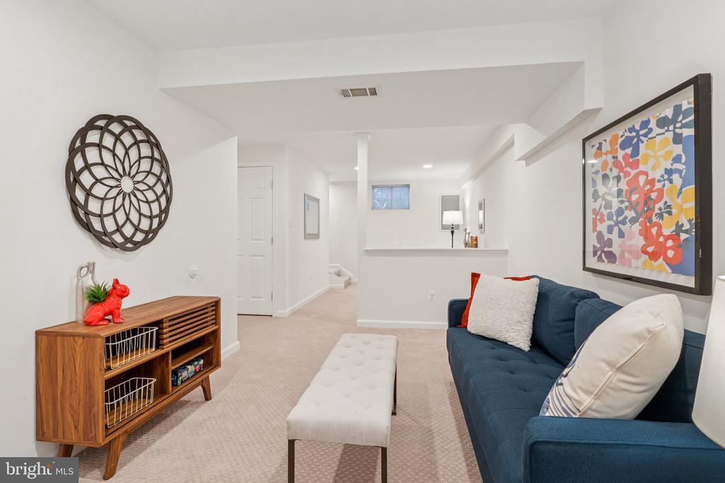434 MCARTHUR DRIVE