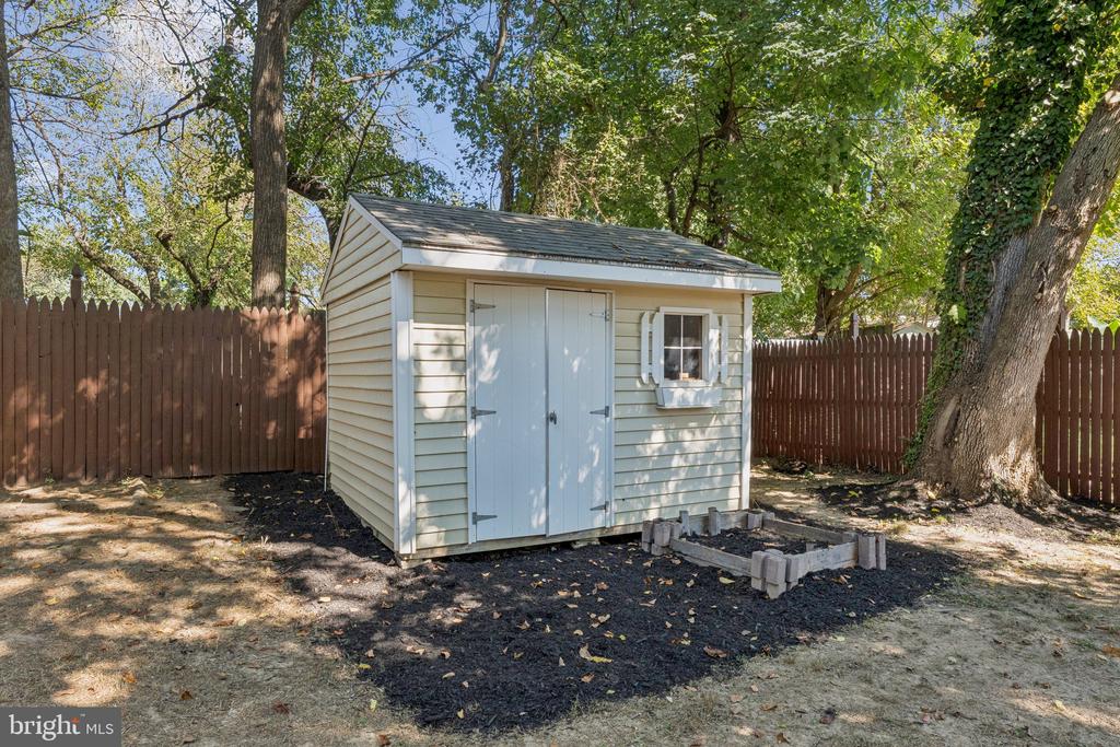 434 MCARTHUR DRIVE
