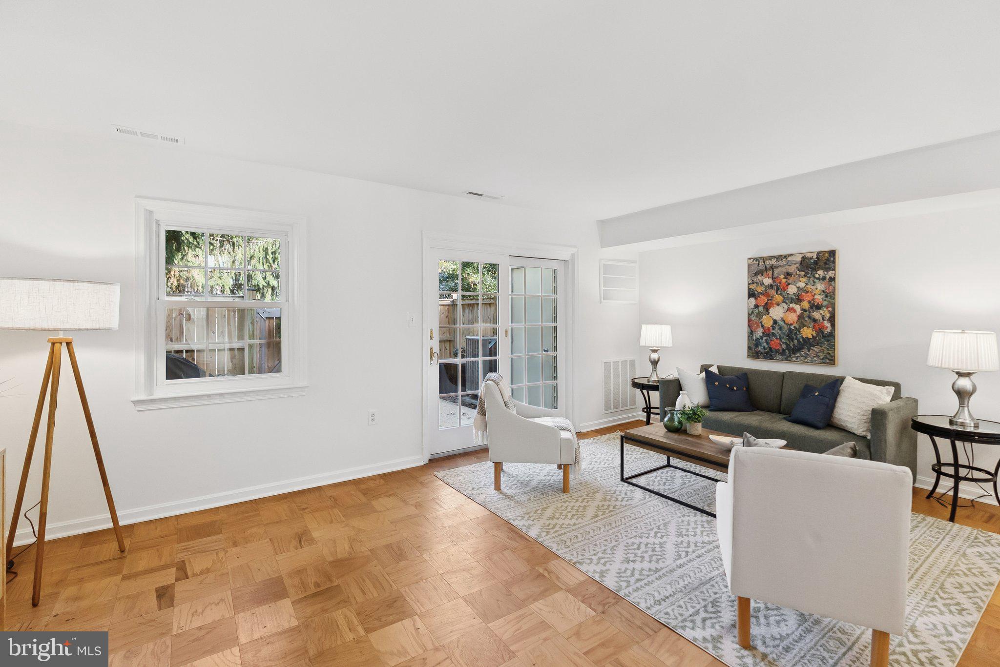 855 AZALEA DRIVE 27-855