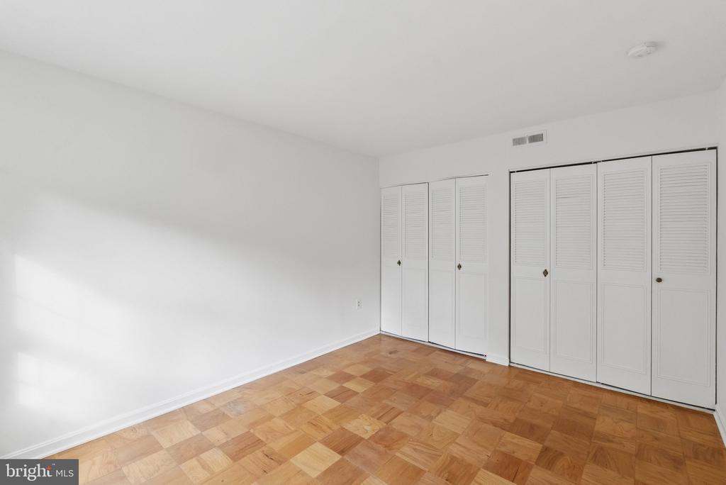 855 AZALEA DRIVE 27-855
