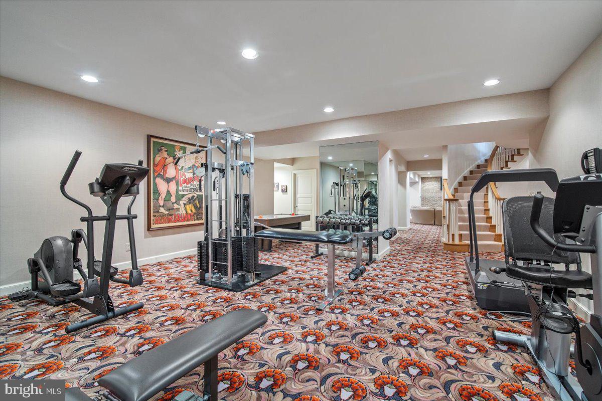 8917 HARVEST SQUARE COURT