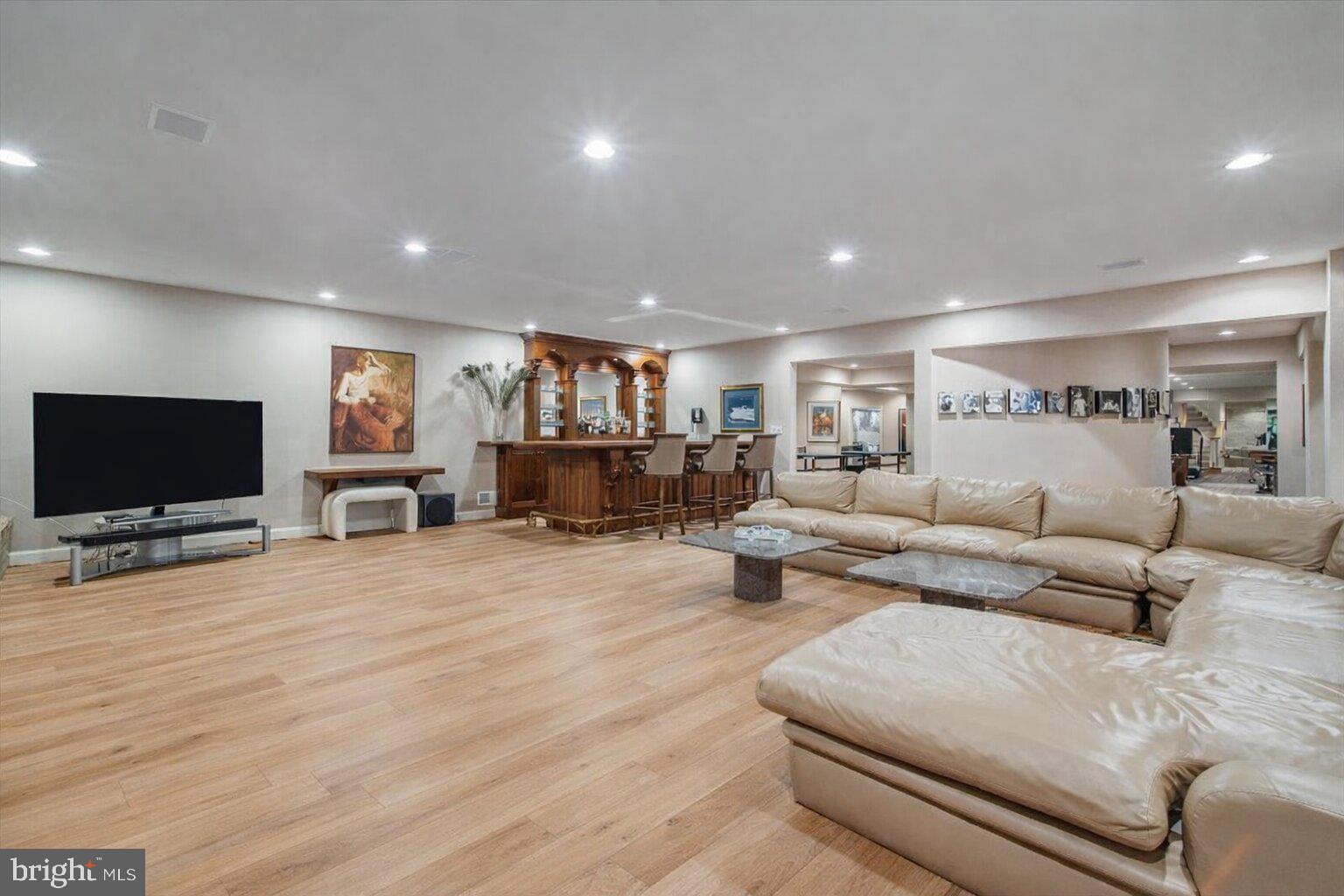 8917 HARVEST SQUARE COURT