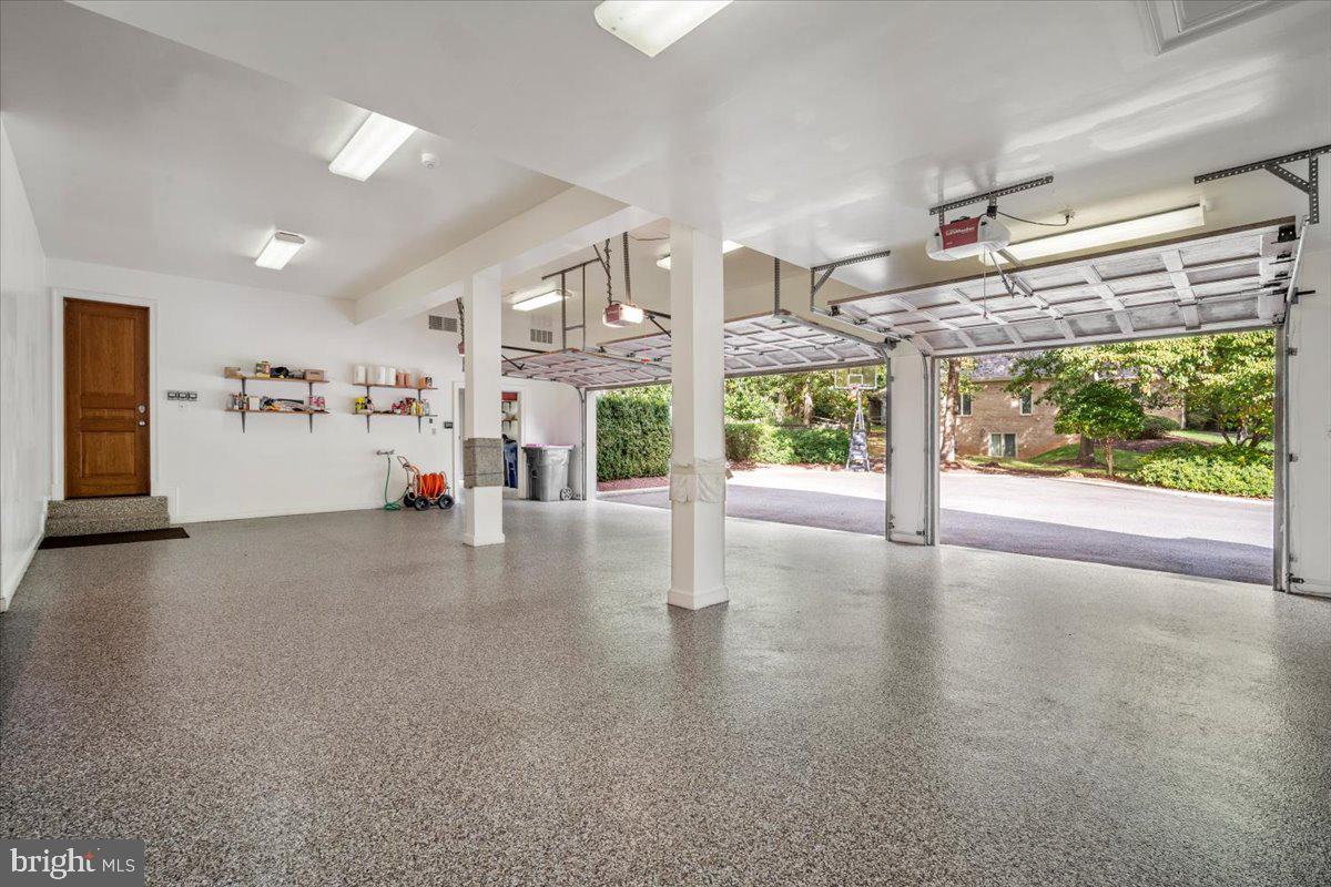 8917 HARVEST SQUARE COURT