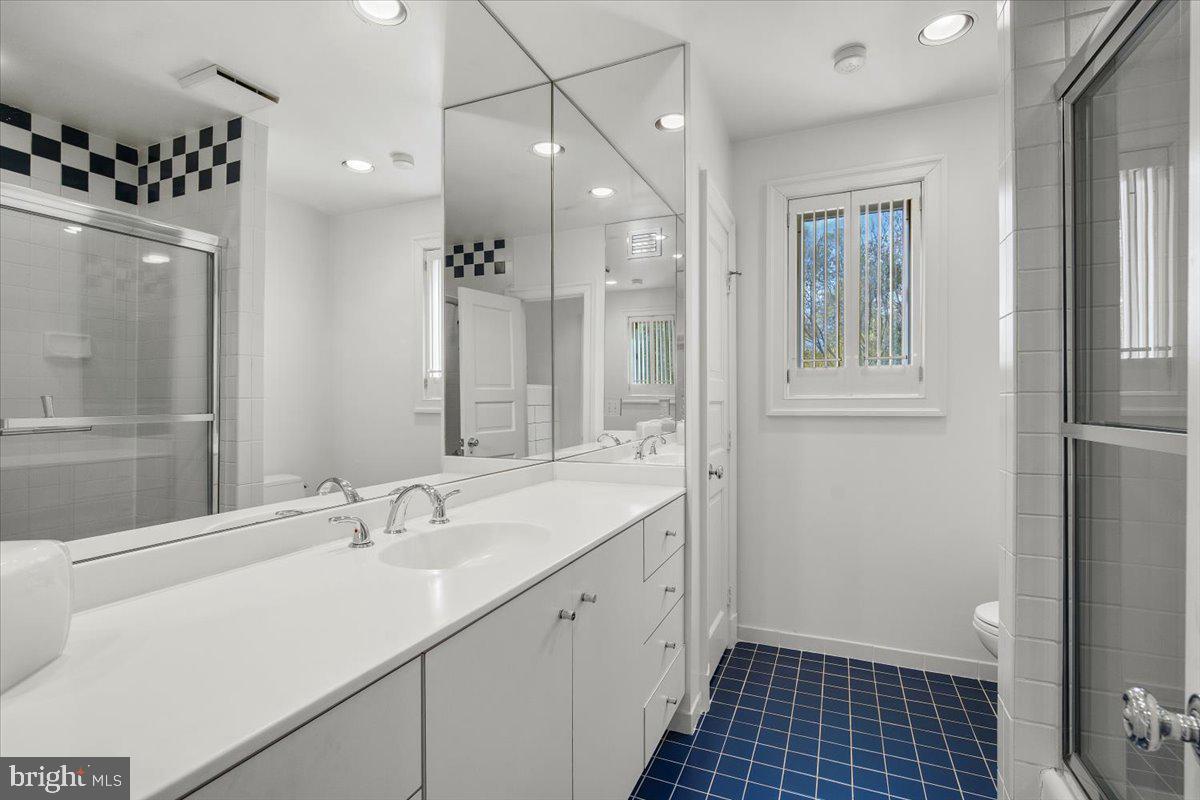 8917 HARVEST SQUARE COURT