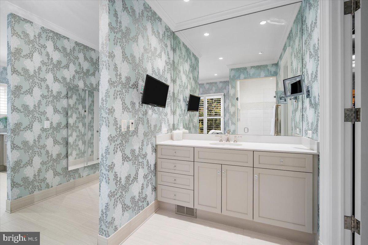 8917 HARVEST SQUARE COURT