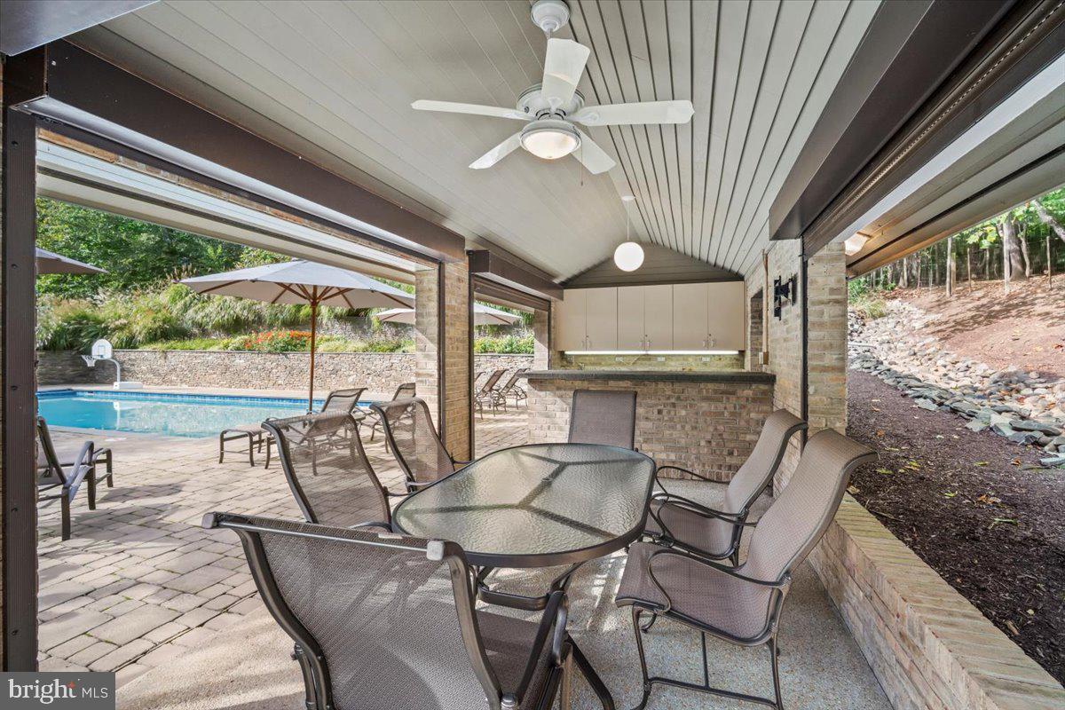 8917 HARVEST SQUARE COURT