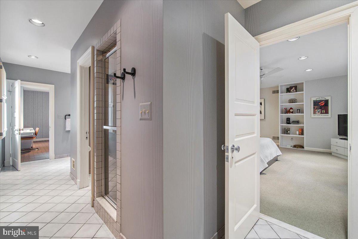 8917 HARVEST SQUARE COURT