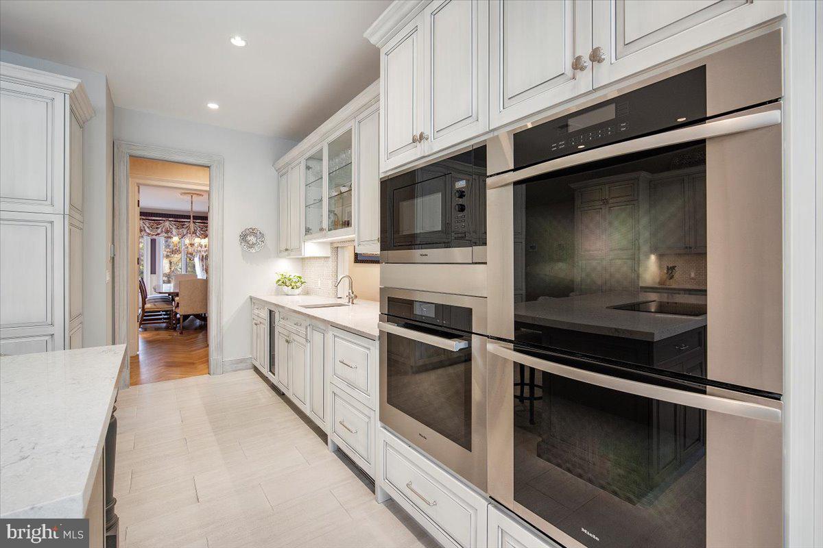 8917 HARVEST SQUARE COURT