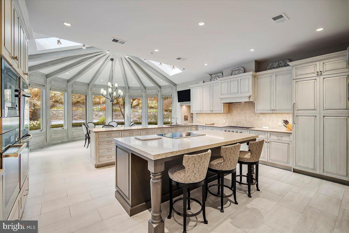 8917 HARVEST SQUARE COURT