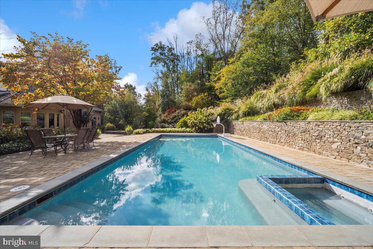 8917 HARVEST SQUARE COURT