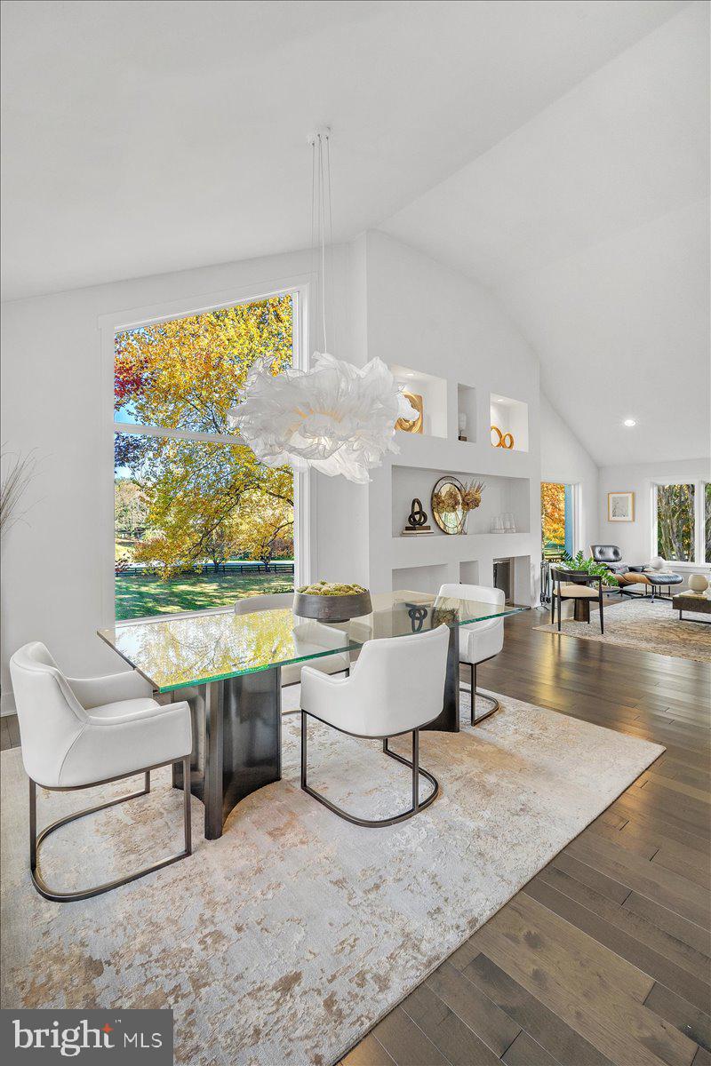 10801 SPRING KNOLL DRIVE