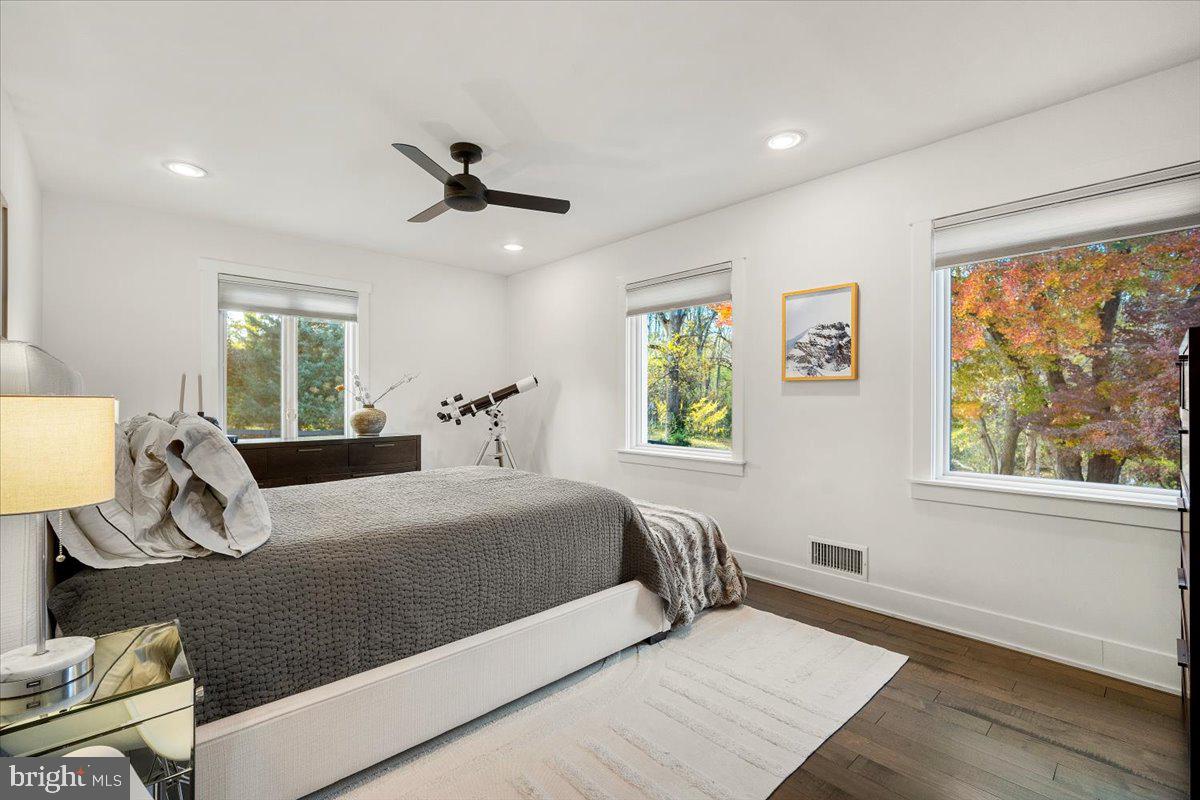 10801 SPRING KNOLL DRIVE