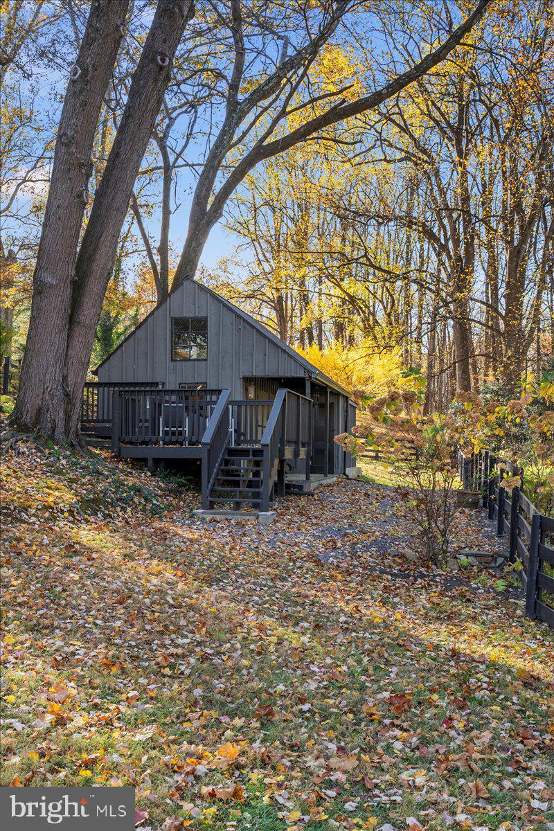 10801 SPRING KNOLL DRIVE