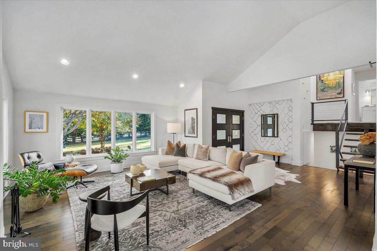 10801 SPRING KNOLL DRIVE