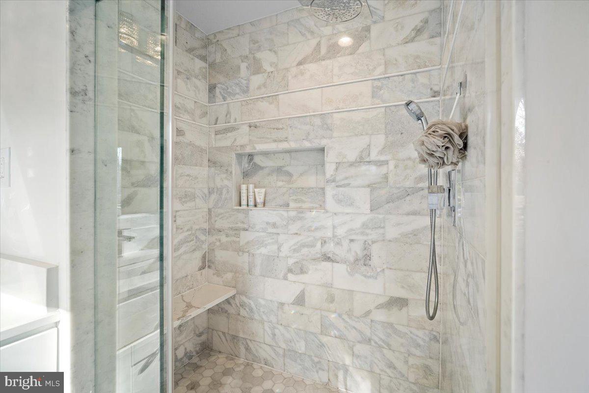 10801 SPRING KNOLL DRIVE