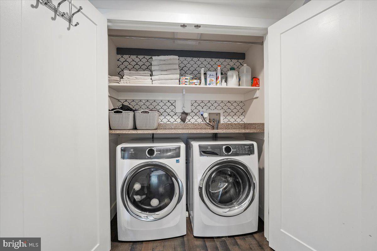 10801 SPRING KNOLL DRIVE