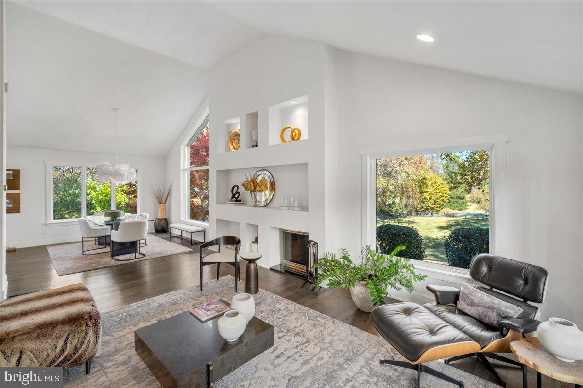 10801 SPRING KNOLL DRIVE