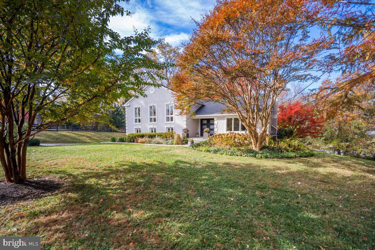 10801 SPRING KNOLL DRIVE