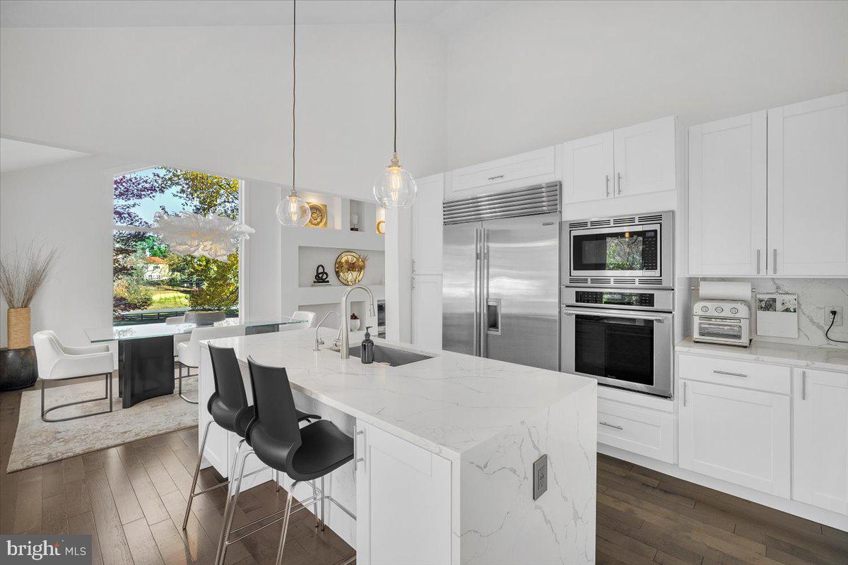 10801 SPRING KNOLL DRIVE