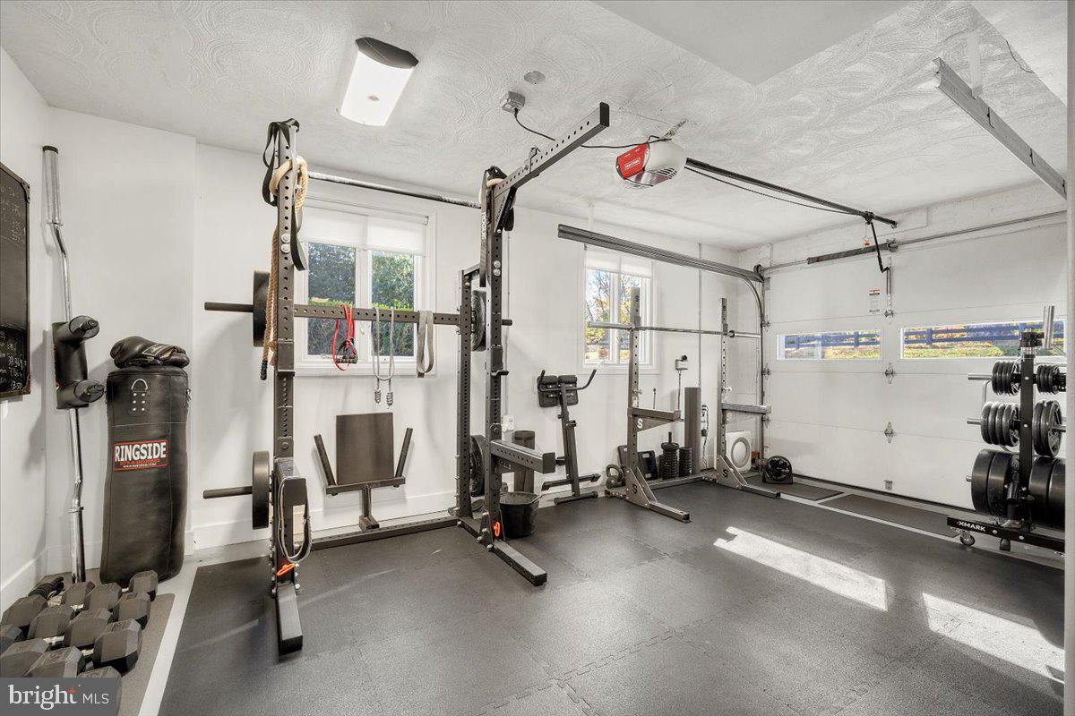 10801 SPRING KNOLL DRIVE