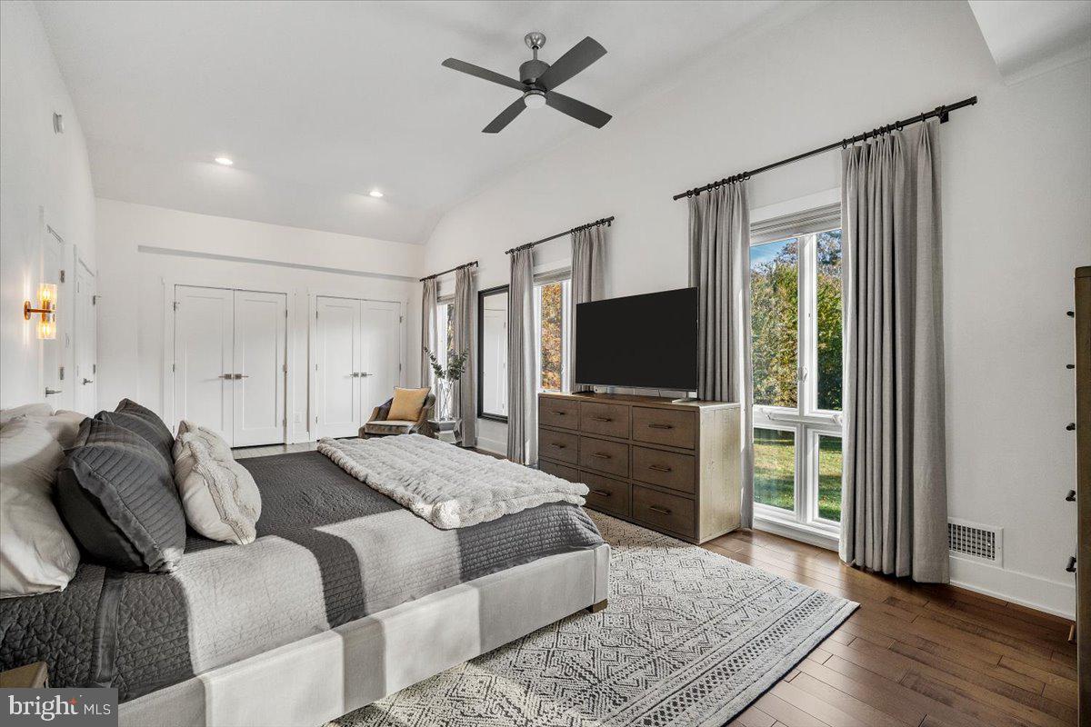 10801 SPRING KNOLL DRIVE