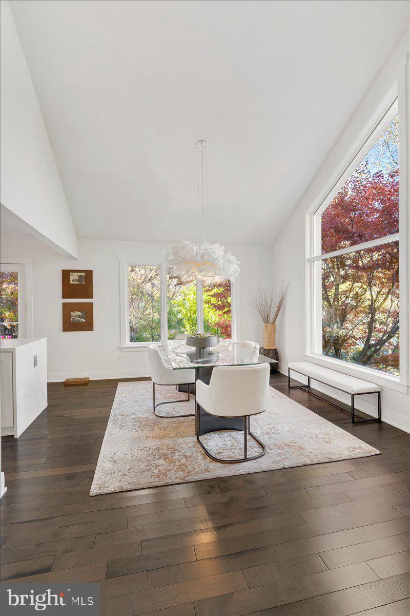 10801 SPRING KNOLL DRIVE