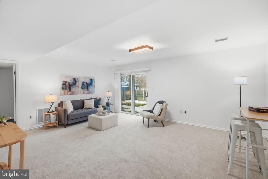 4 DABNEY COURT