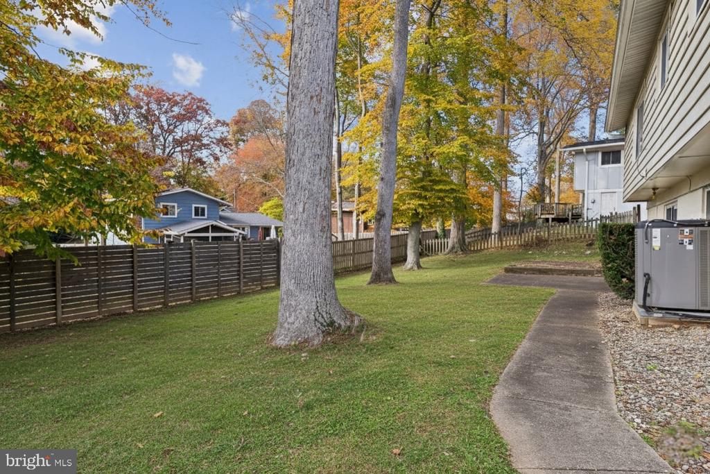 4 DABNEY COURT