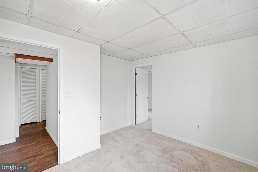 4 DABNEY COURT