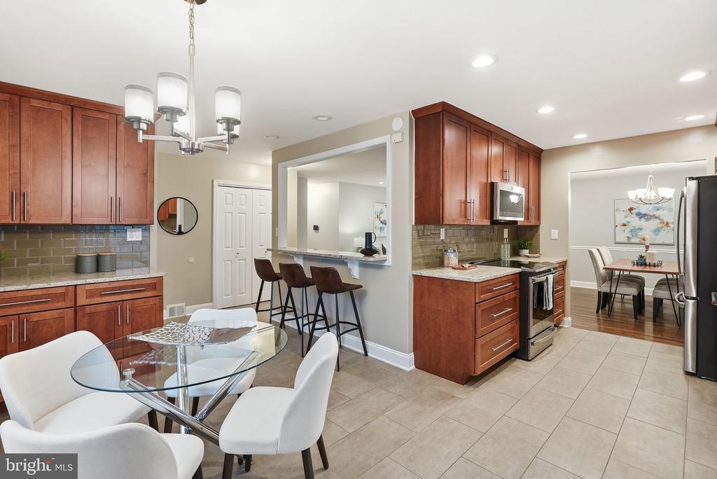 4 DABNEY COURT