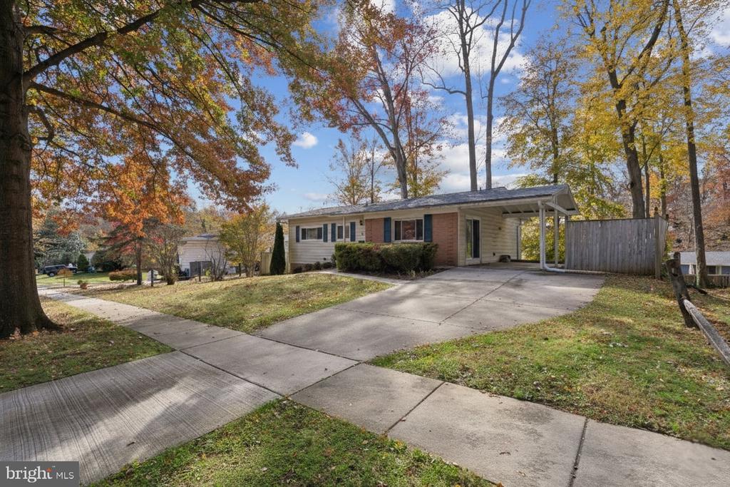 4 DABNEY COURT