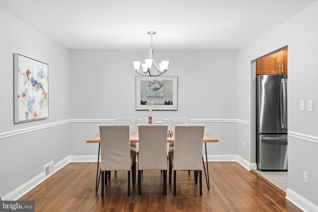 4 DABNEY COURT
