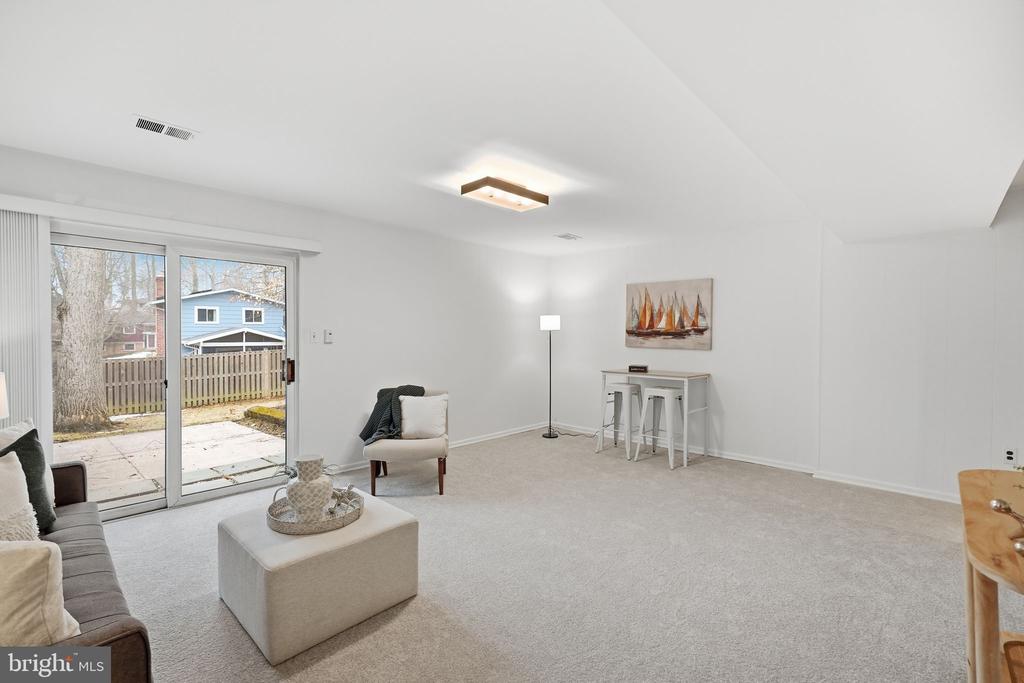 4 DABNEY COURT