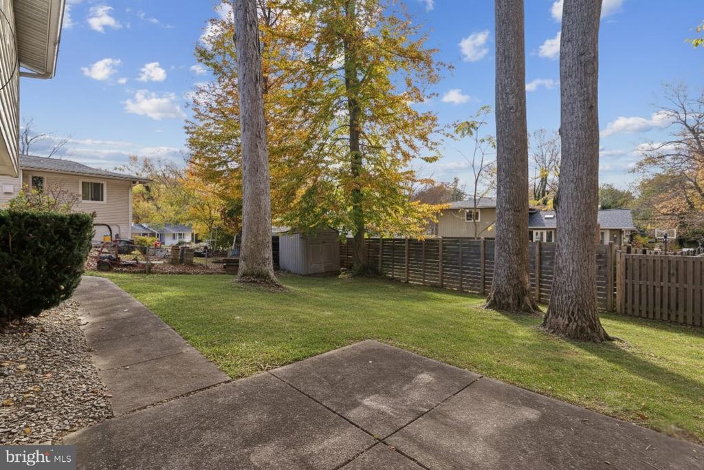 4 DABNEY COURT