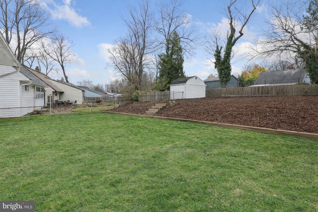 5716 CRAWFORD DRIVE