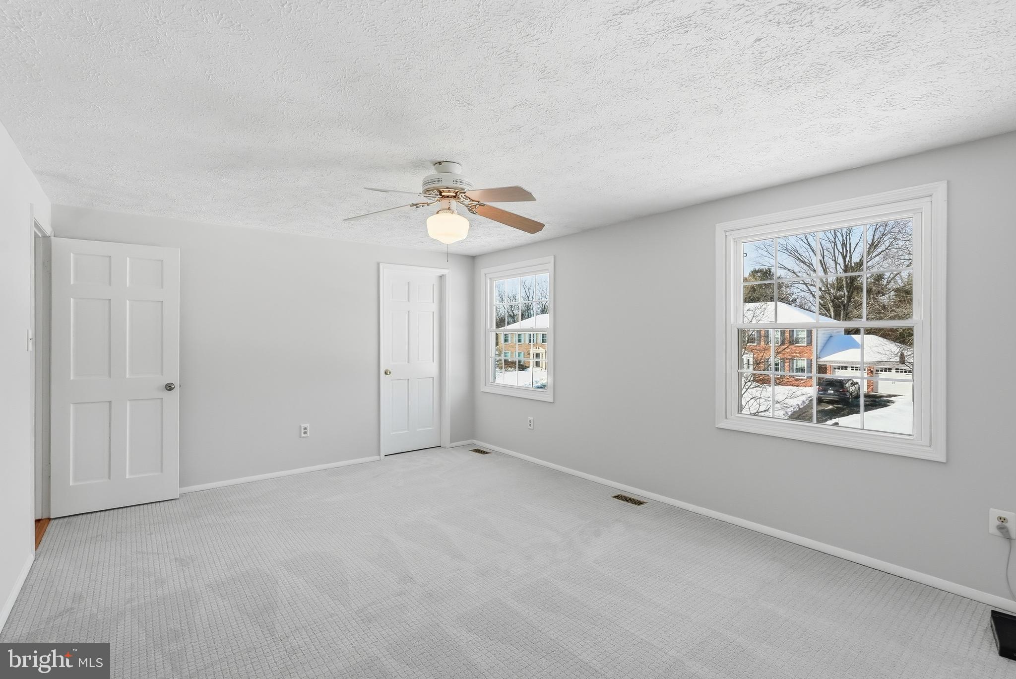 4620 THORNHURST DRIVE