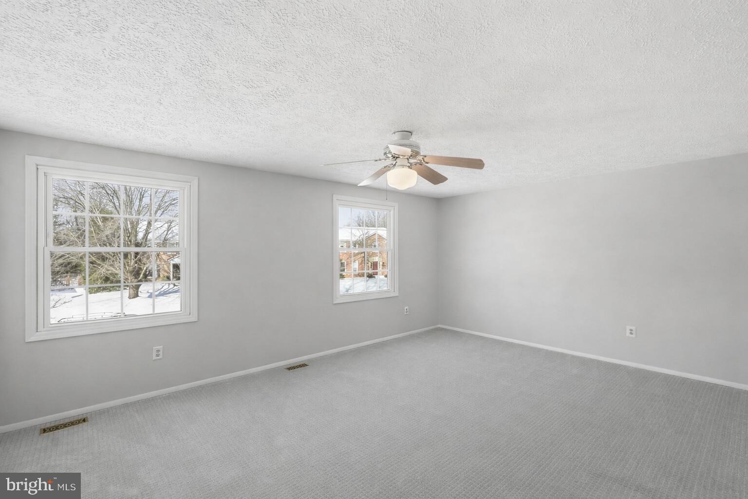 4620 THORNHURST DRIVE