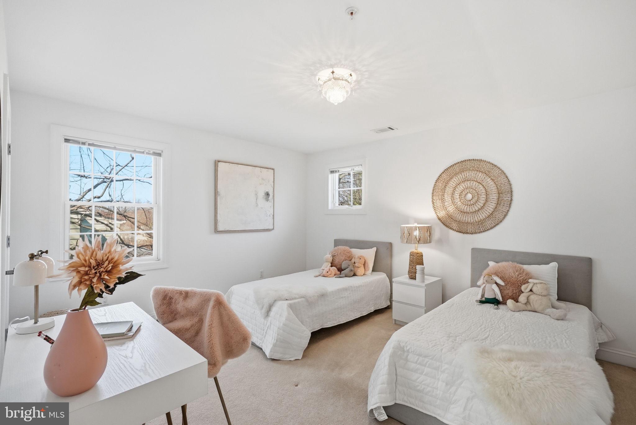 509 W MONTGOMERY AVENUE