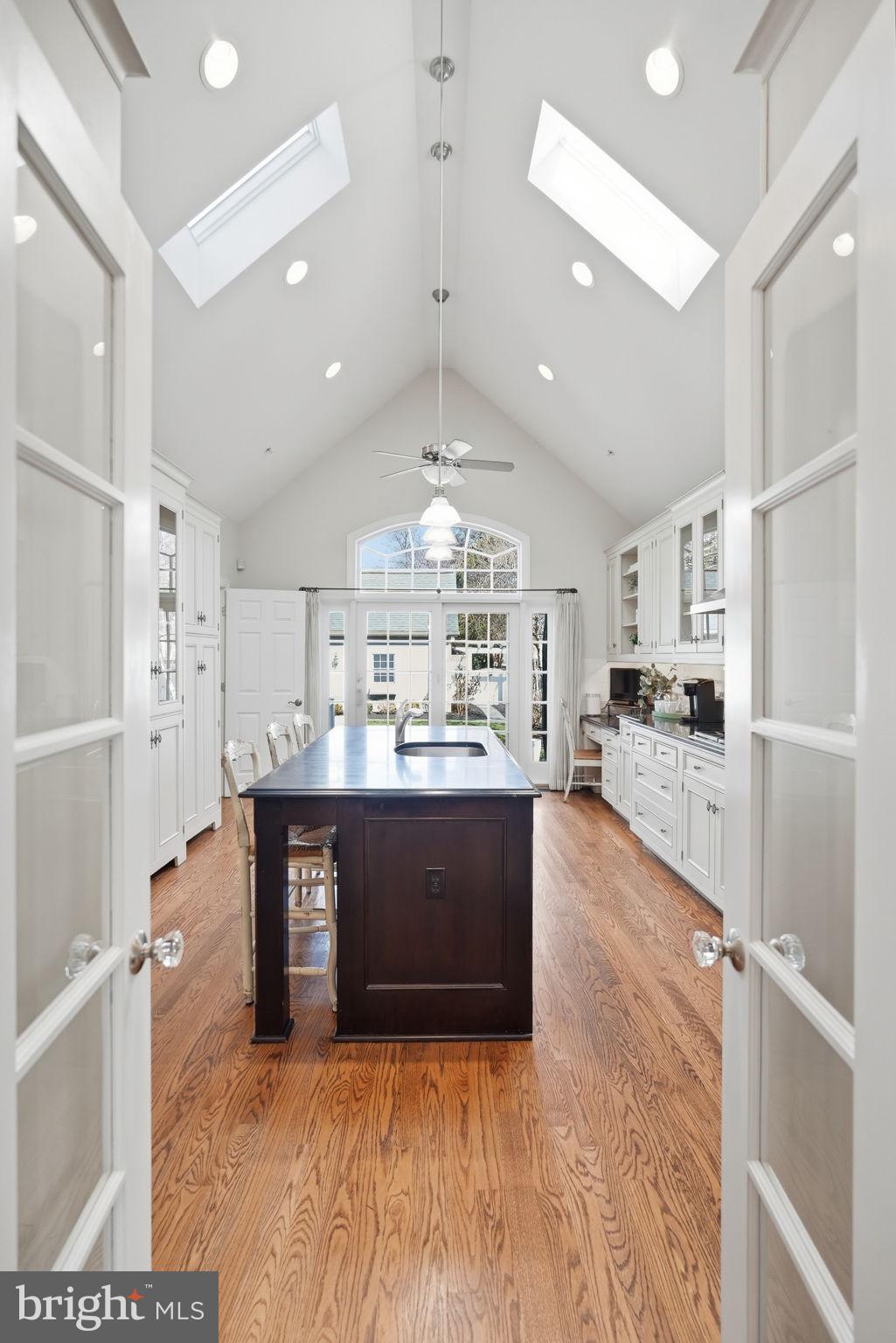 509 W MONTGOMERY AVENUE