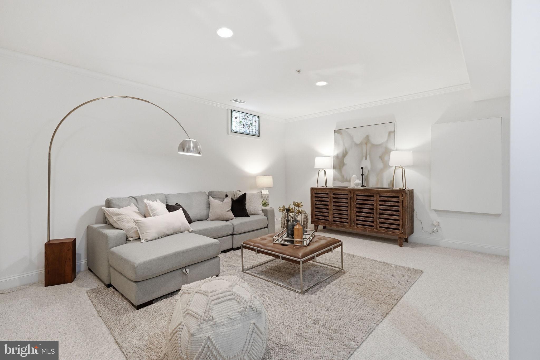 509 W MONTGOMERY AVENUE