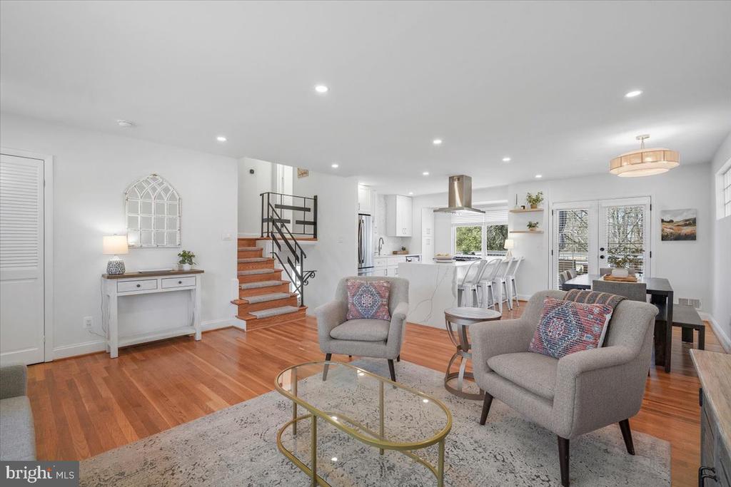 10302 CONOVER DRIVE