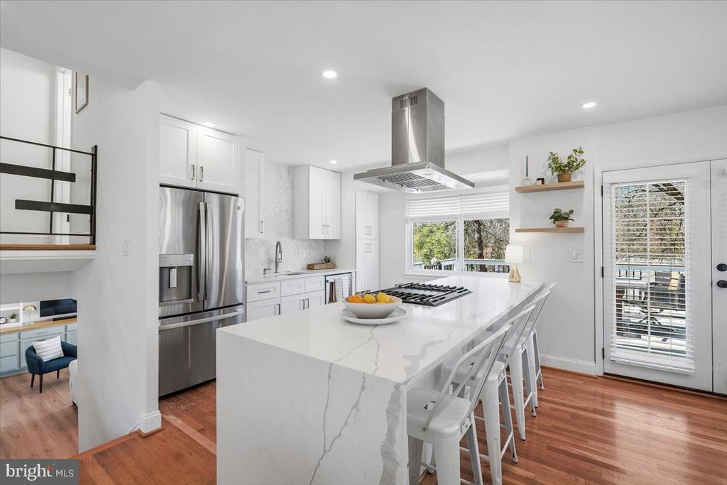 10302 CONOVER DRIVE