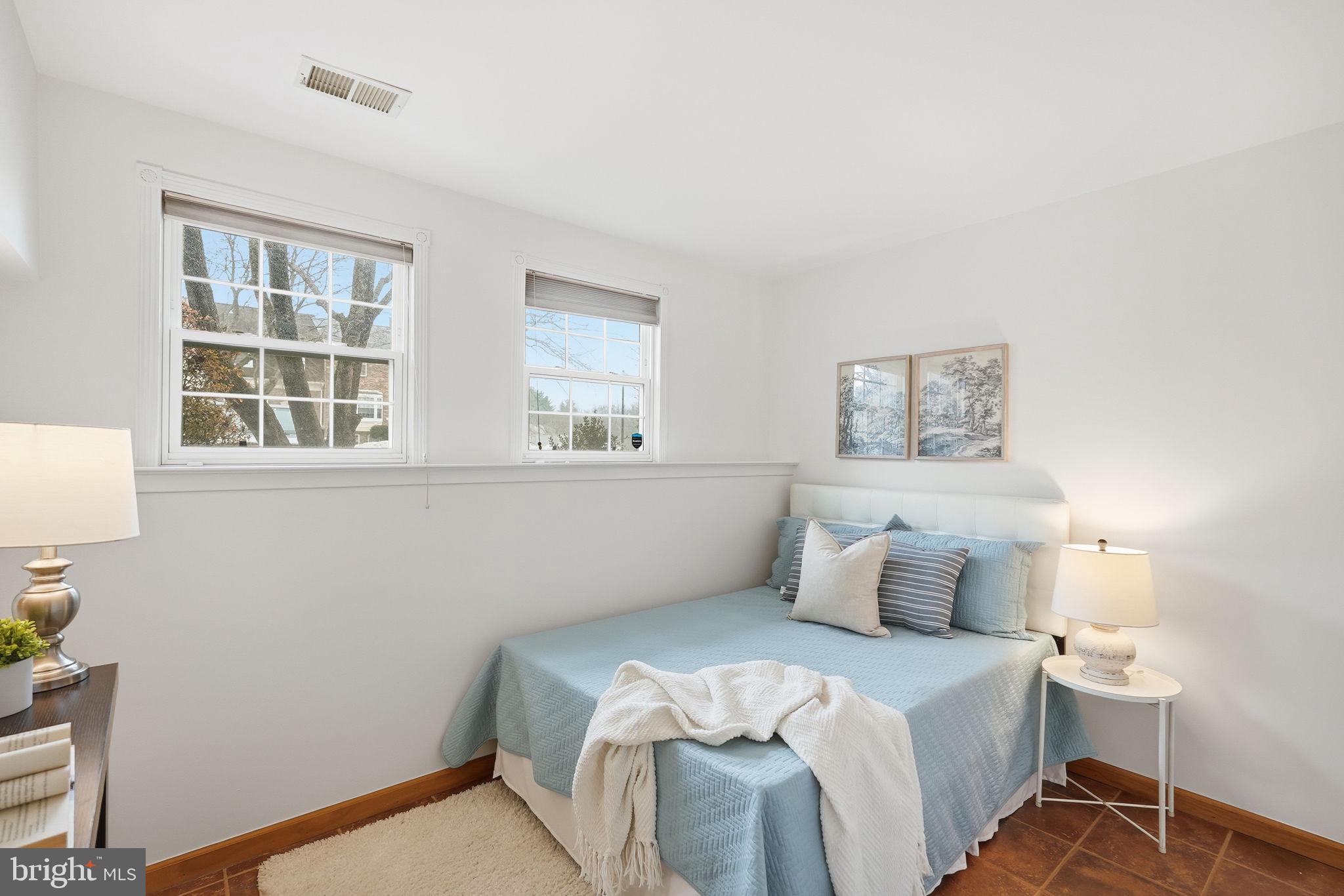 15933 INDIAN HILLS TERRACE