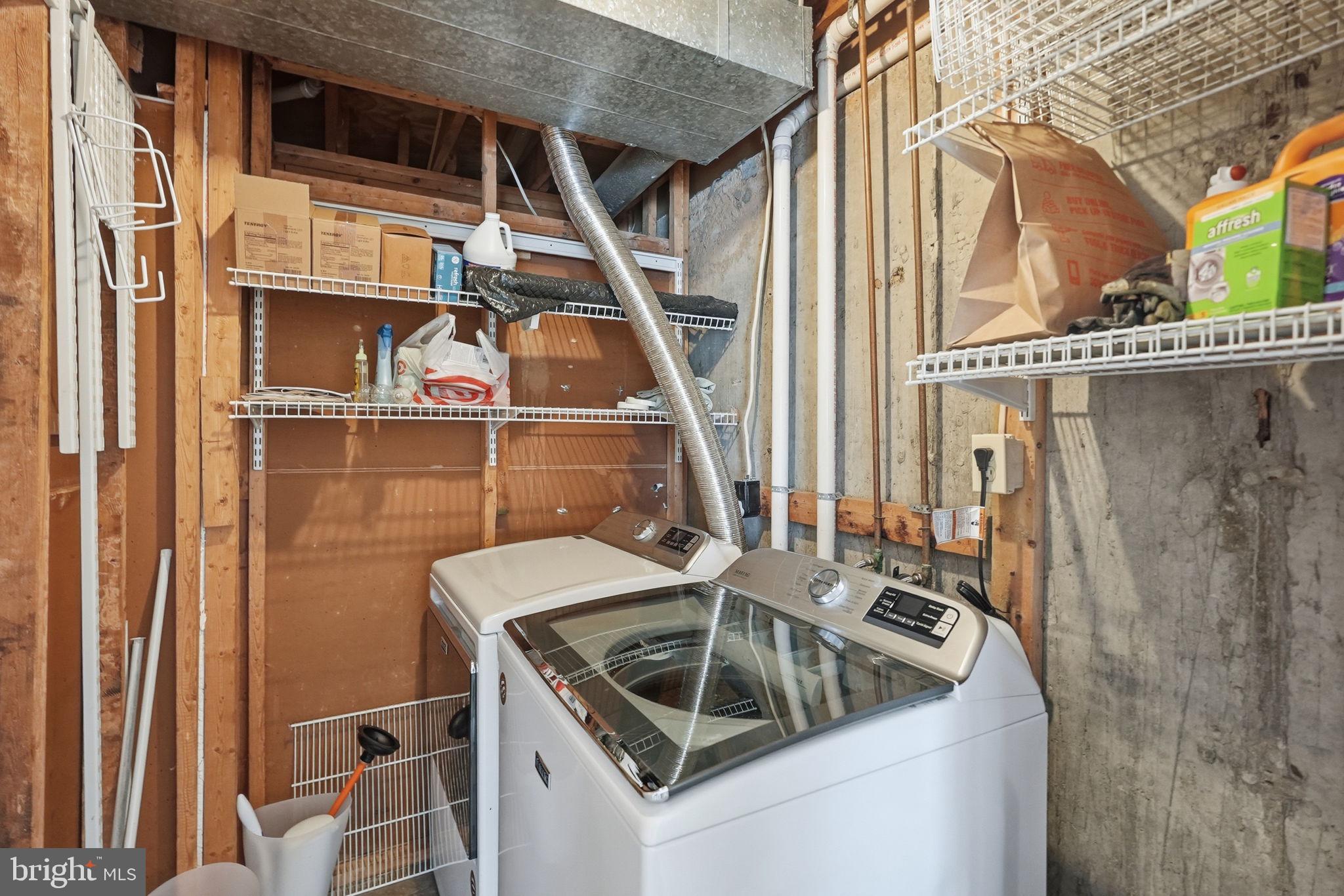 15933 INDIAN HILLS TERRACE