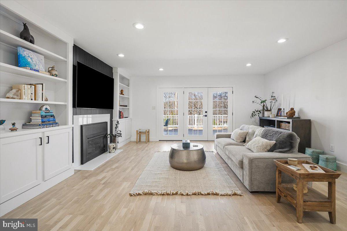 11309 HIDDEN HOLLOW COURT