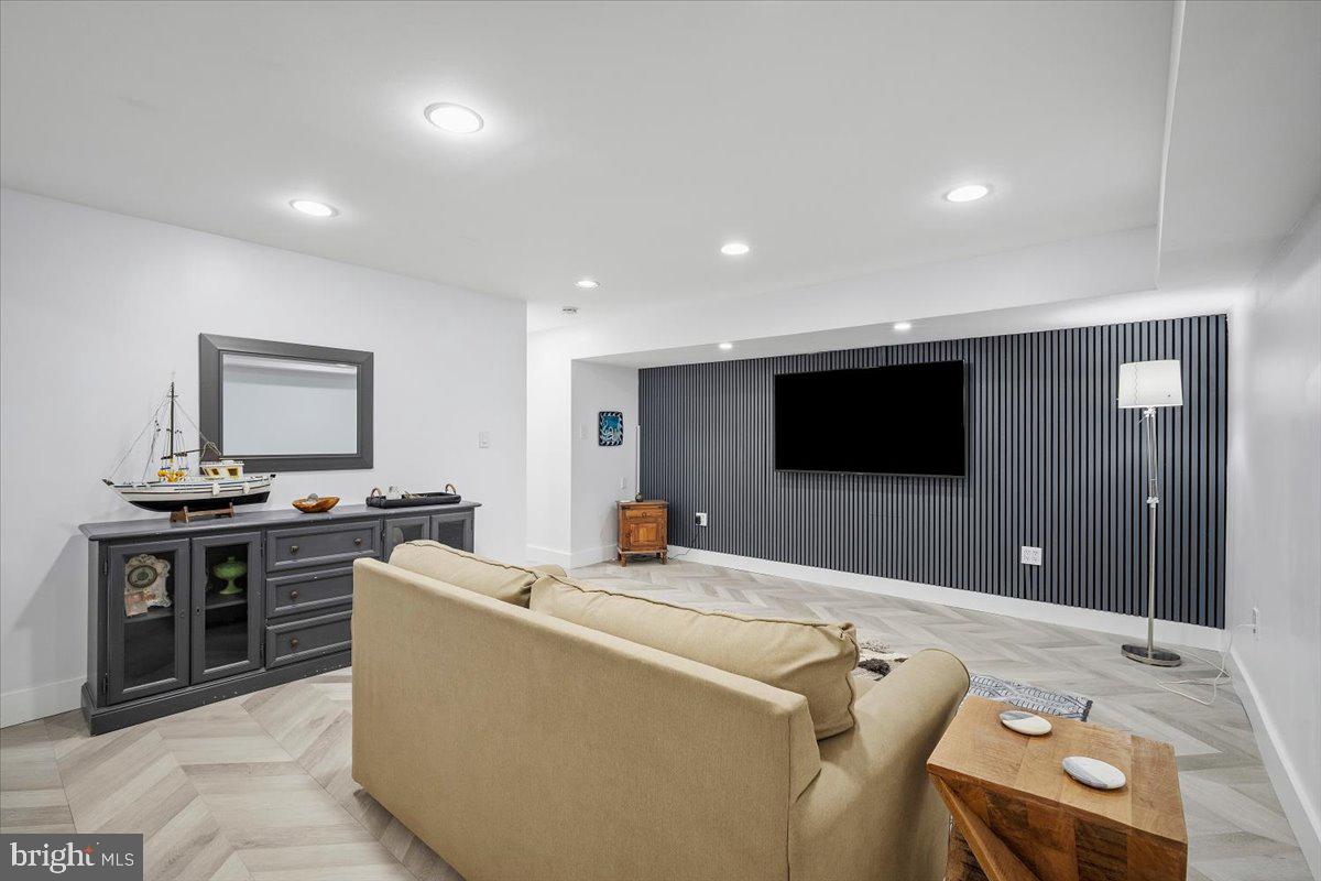 11309 HIDDEN HOLLOW COURT