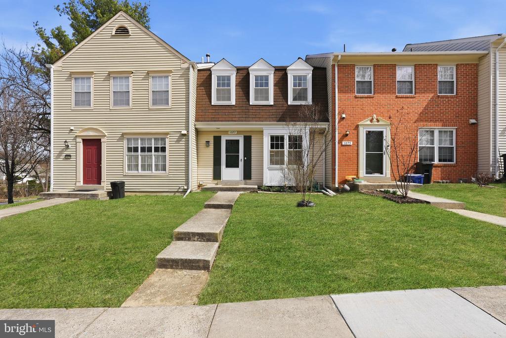 1077 COPPERSTONE COURT