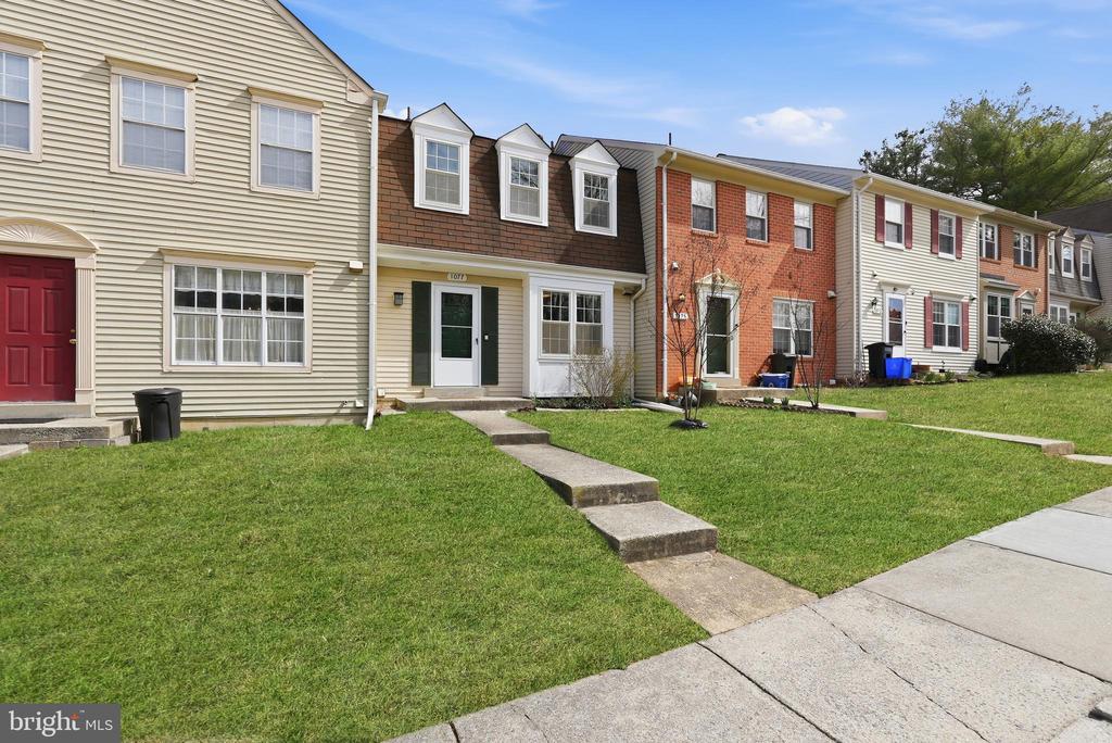 1077 COPPERSTONE COURT