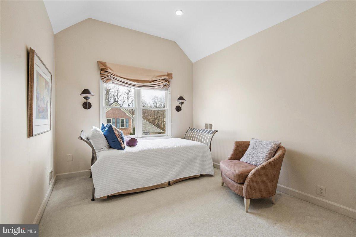 10409 DEMOCRACY LANE