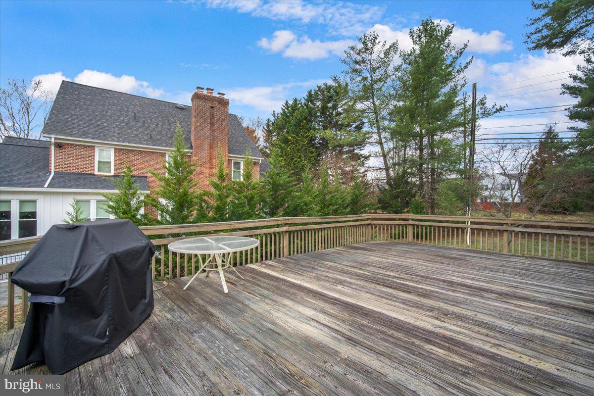 10409 DEMOCRACY LANE